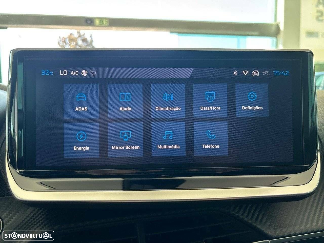 Peugeot e-2008 54 kWh Allure - 13