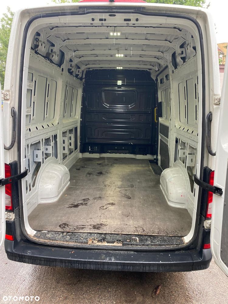 Volkswagen Crafter - 9