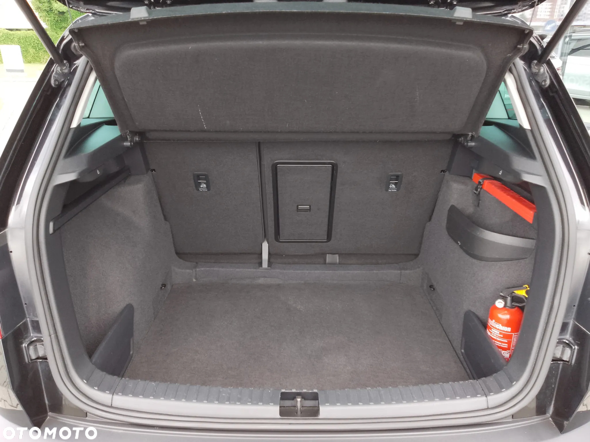 Skoda Karoq 1.5 TSI ACT 4x2 Ambition DSG - 27
