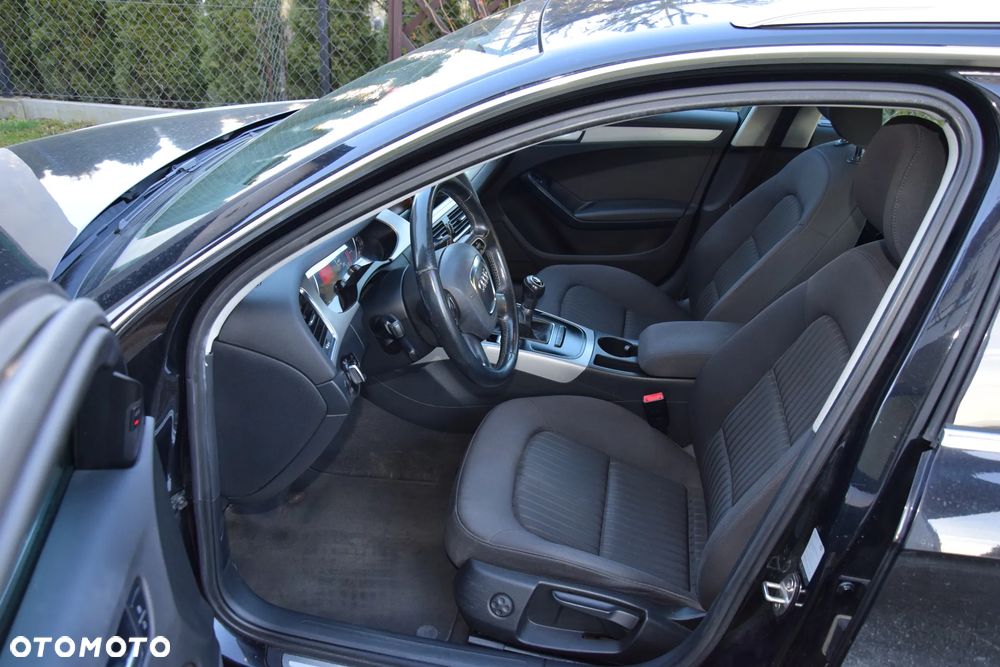 Audi A4 Avant 2.0 TDI - 16