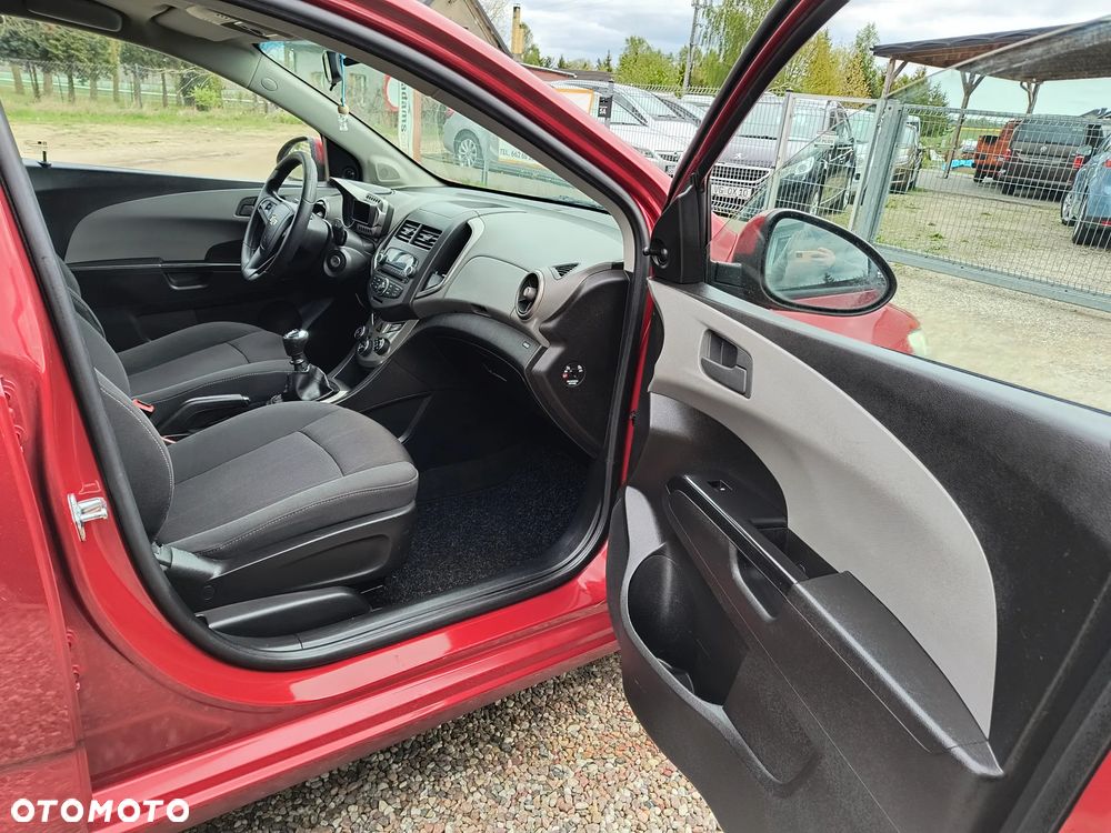 Chevrolet Aveo 1.2 LT - 8