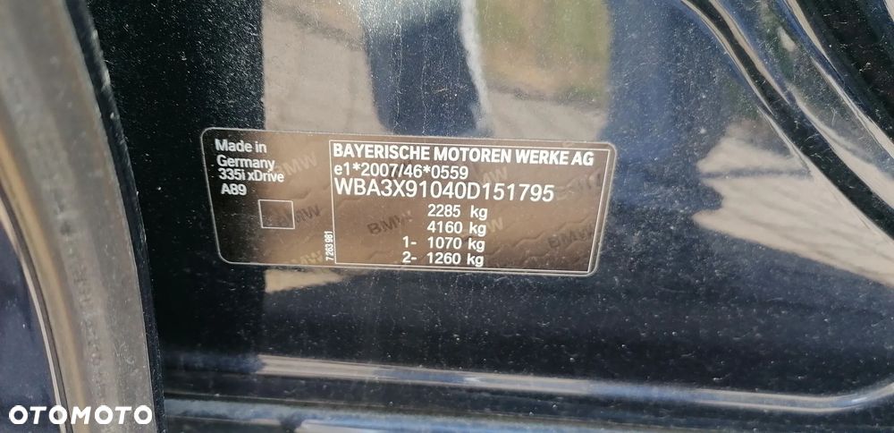 BMW Seria 3 335i xDrive Modern Line - 12