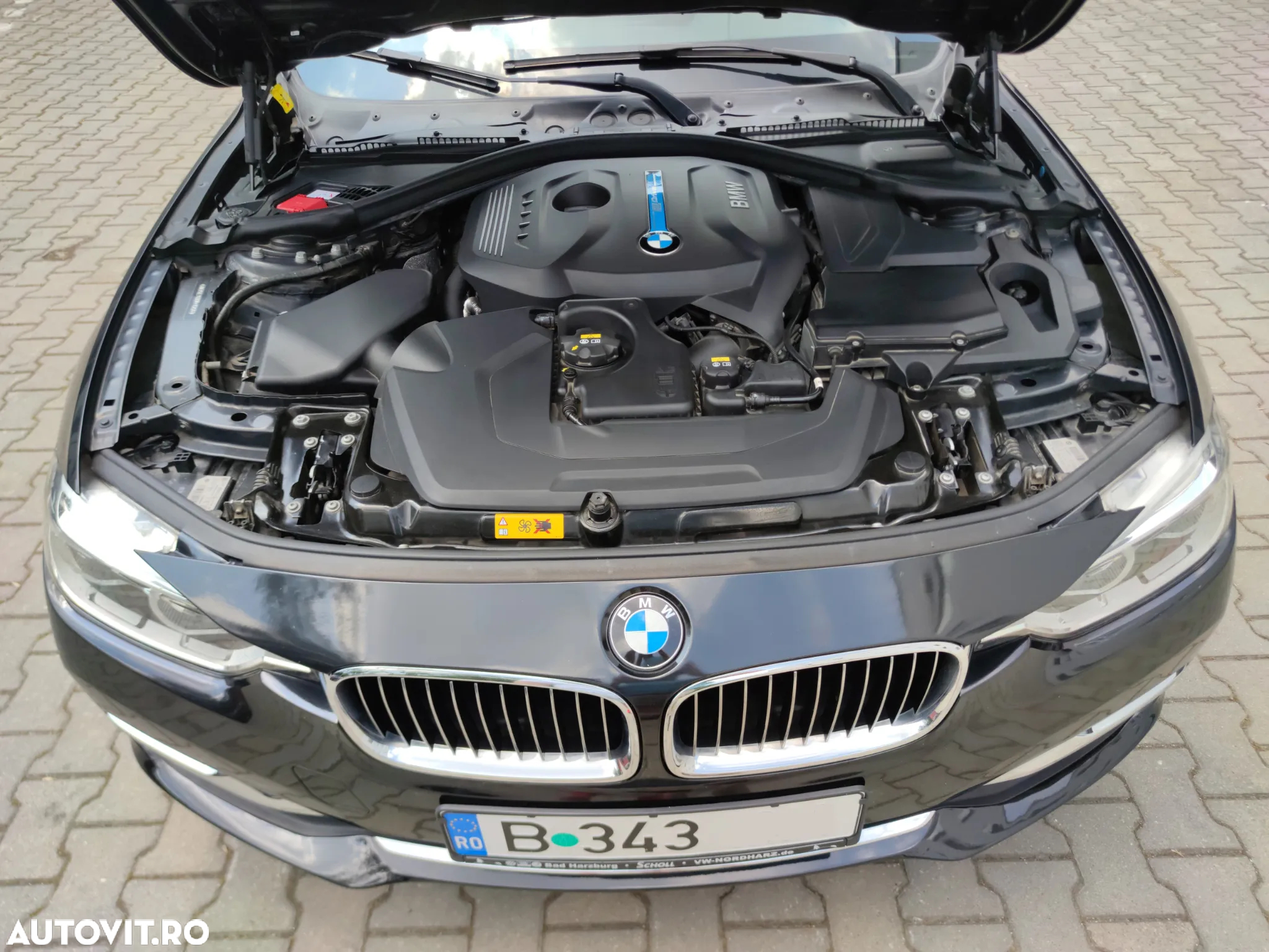 BMW Seria 3 330e iPerformance Luxury Line - 14