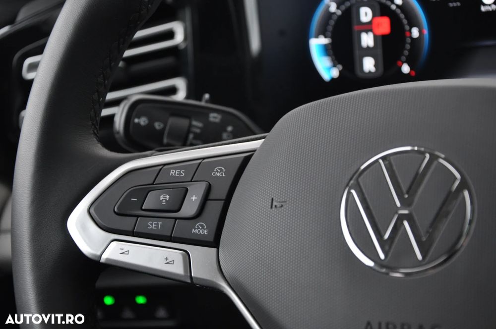 Volkswagen Tiguan 2.0 TDI DSG 4Motion Elegance - 16