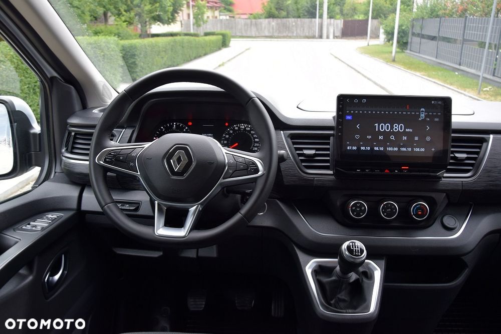 Renault Trafic - 17