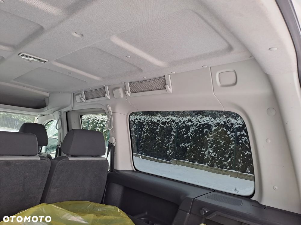 Volkswagen Caddy Maxi Comfortline 4Motion - 19