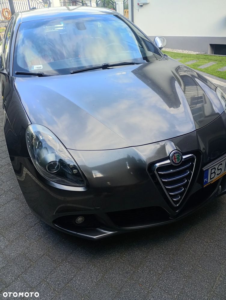 Alfa Romeo Giulietta 2.0 JTDM 16V - 24