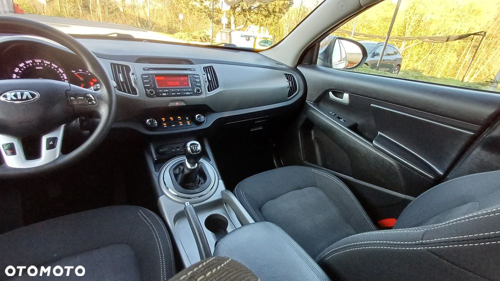 Kia Sportage 1.7 CRDI 2WD Spirit - 16