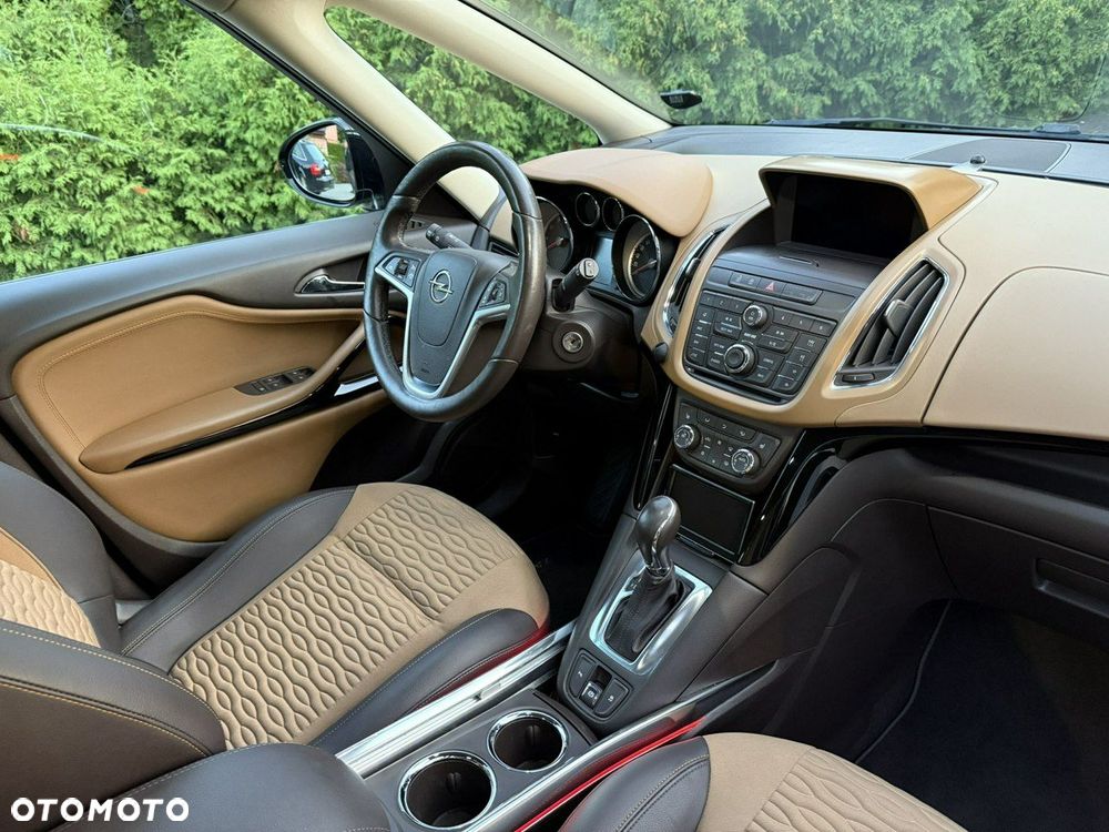 Opel Zafira - 29