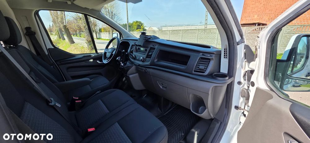 Ford TRANSIT CUSTOM - 10
