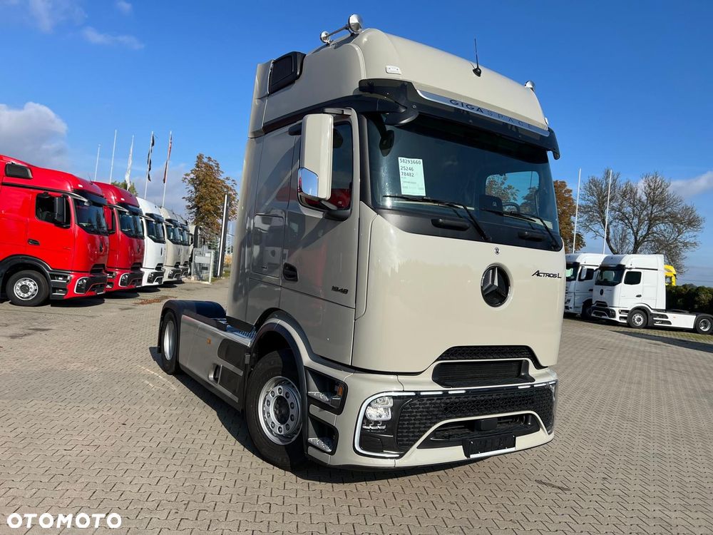 Mercedes-Benz Actros - 17