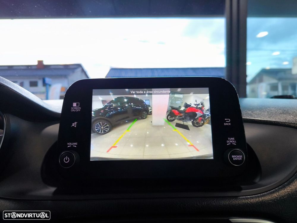 Fiat Tipo Cross 1.0 GSE T3 City - 15