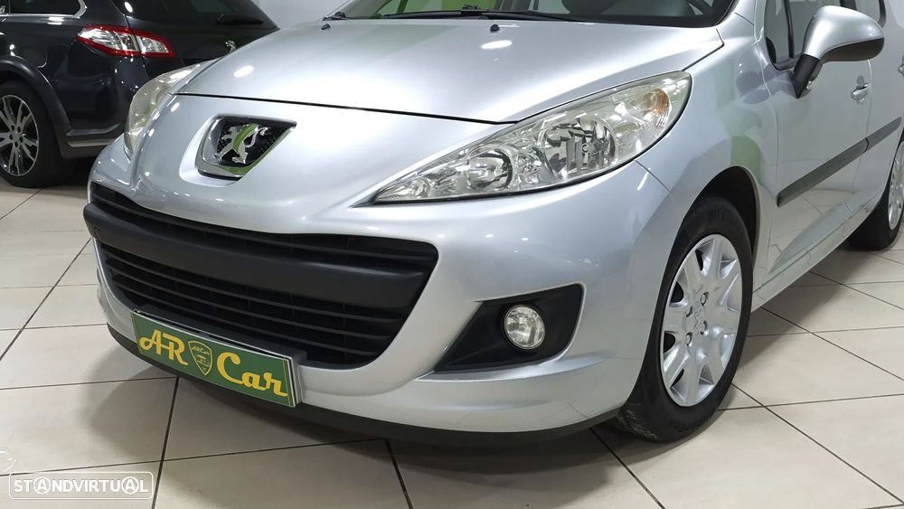 Peugeot 207 1.4 16V Trendy - 18