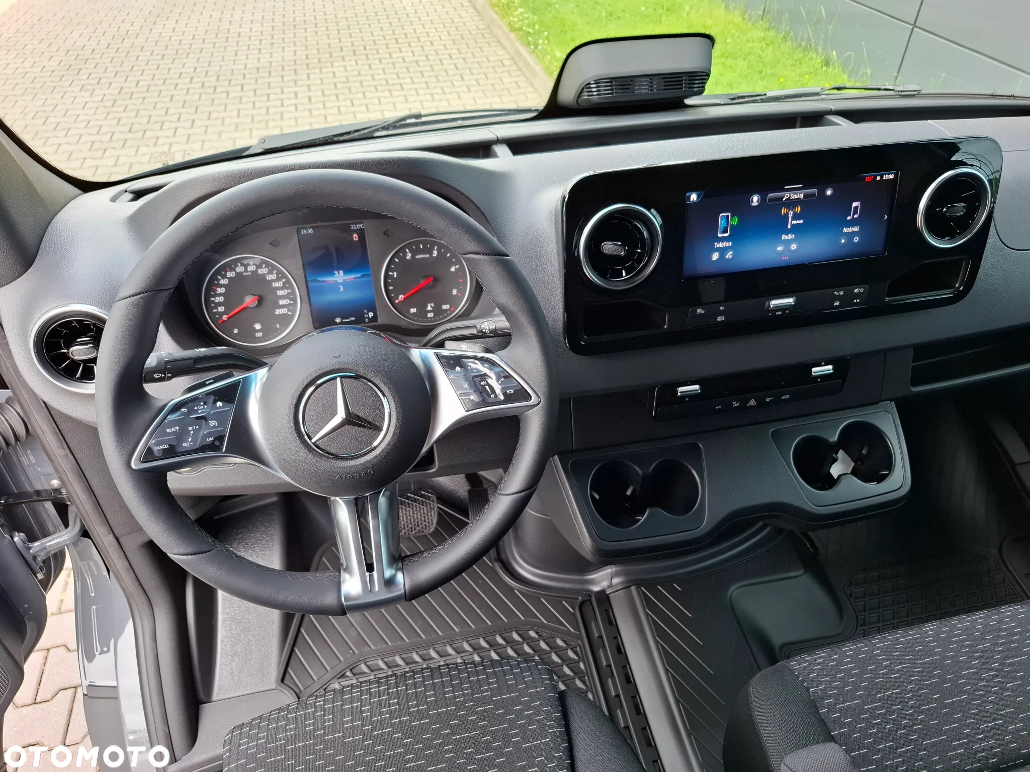 Mercedes-Benz Sprinter 317 CDI Furgon PRO długi 4325 mm L3H2 - 21