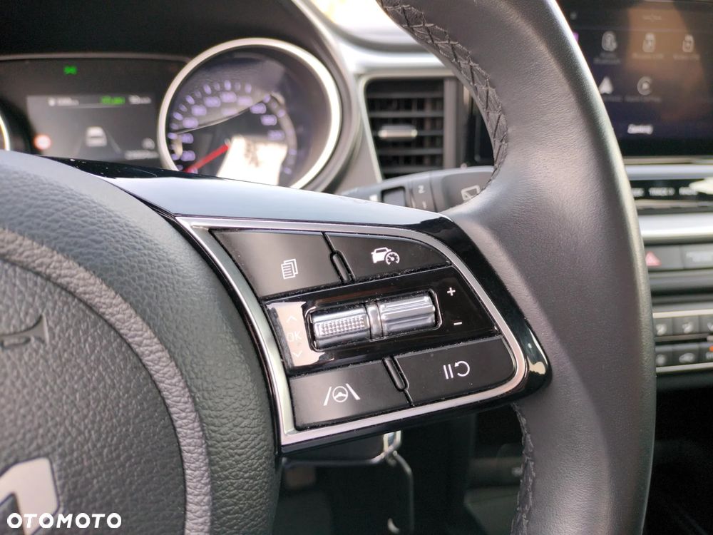 Kia Ceed 1.5 T-GDI M - 26