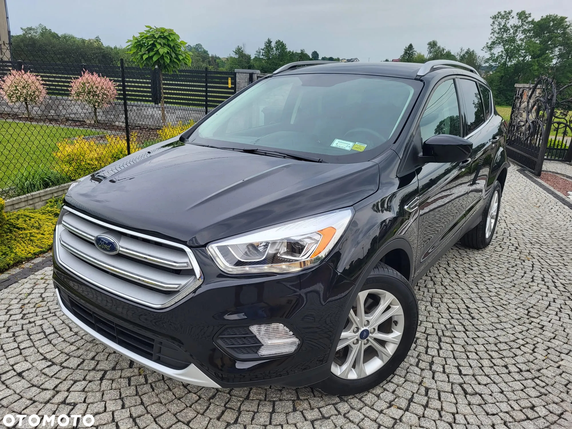 Ford Kuga - 4