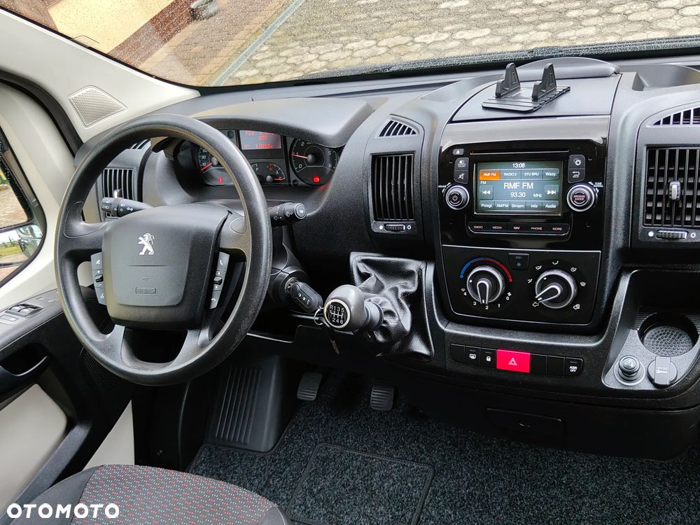 Peugeot BOXER L2H2 2.2 Diesel 130KM - 24
