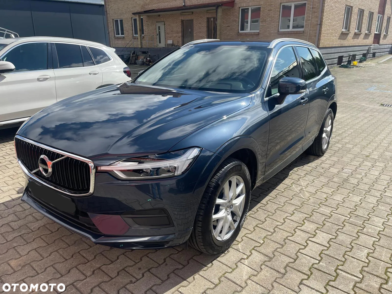 Volvo XC 60 D4 Momentum - 6