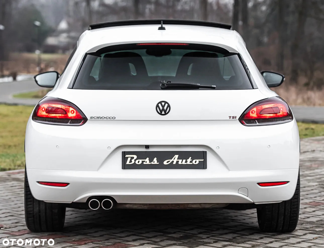 Volkswagen Scirocco 1.4 TSI R-Style DSG - 11
