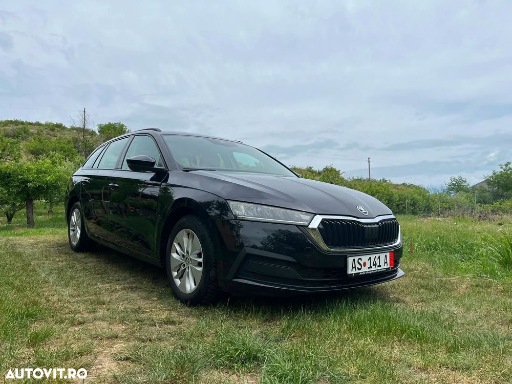 Skoda Octavia 2.0 TDI DSG Ambition - 2