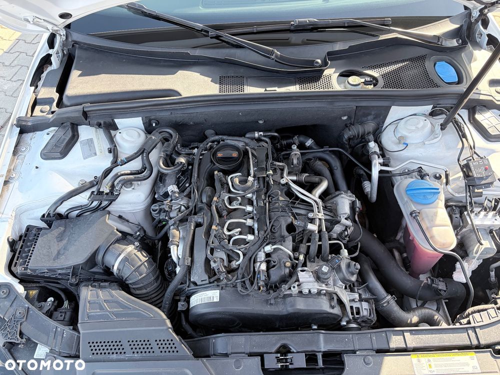 Audi A4 Avant 2.0 TDI - 19