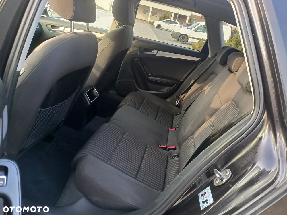 Audi A4 Avant 2.0 TDI - 14