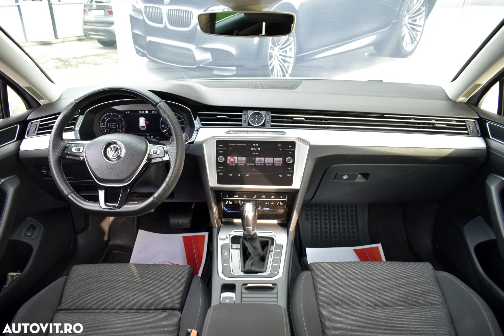 Volkswagen Passat Variant 2.0 TDI DSG Highline - 10