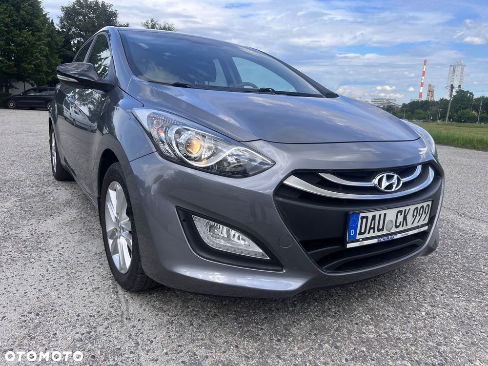 Hyundai i30 1.4 Premium - 16