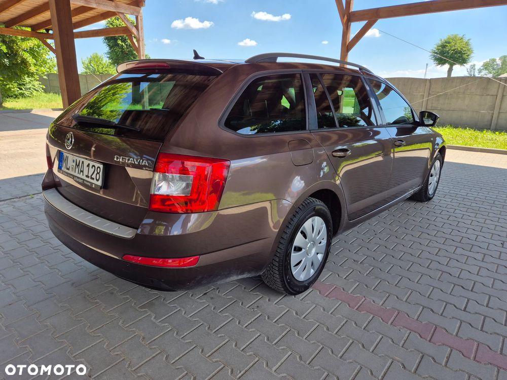 Skoda Octavia 1.6 TDI Edition DSG - 6