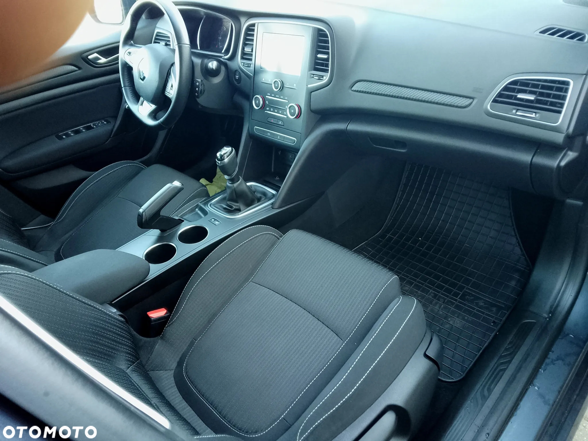 Renault Megane 1.5 dCi Energy Bose EU6 - 13