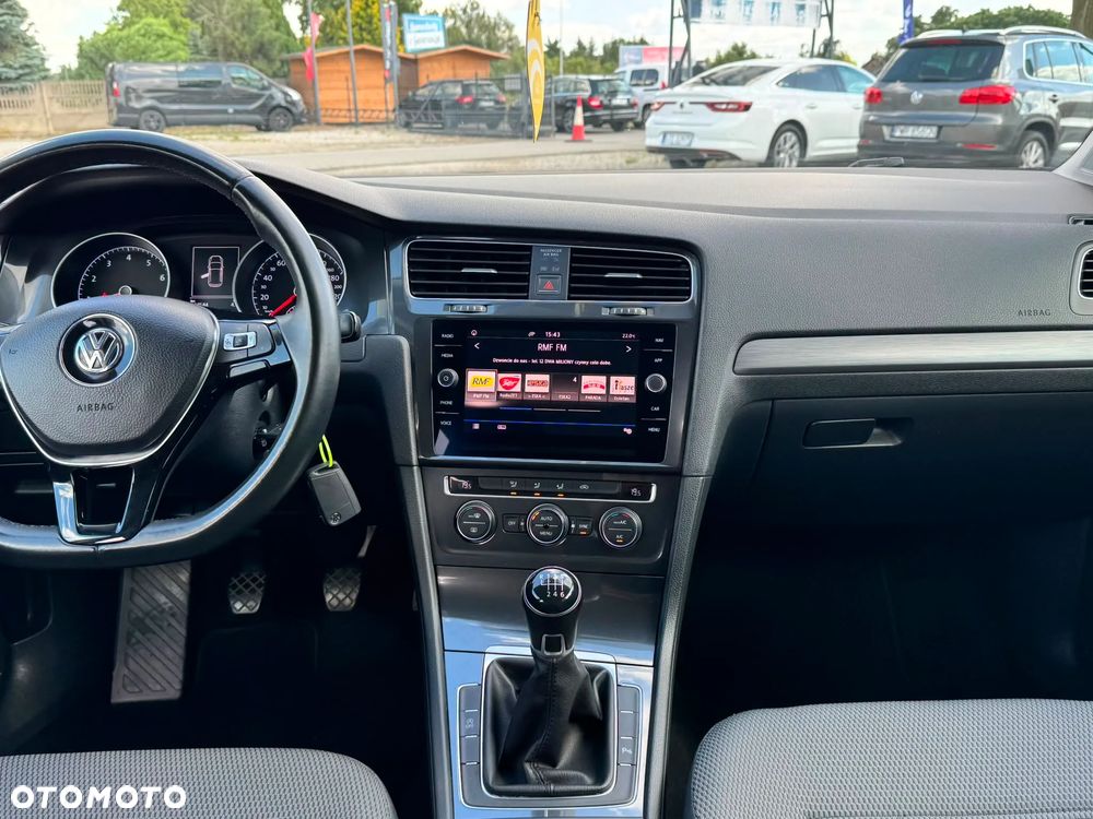 Volkswagen Golf - 19