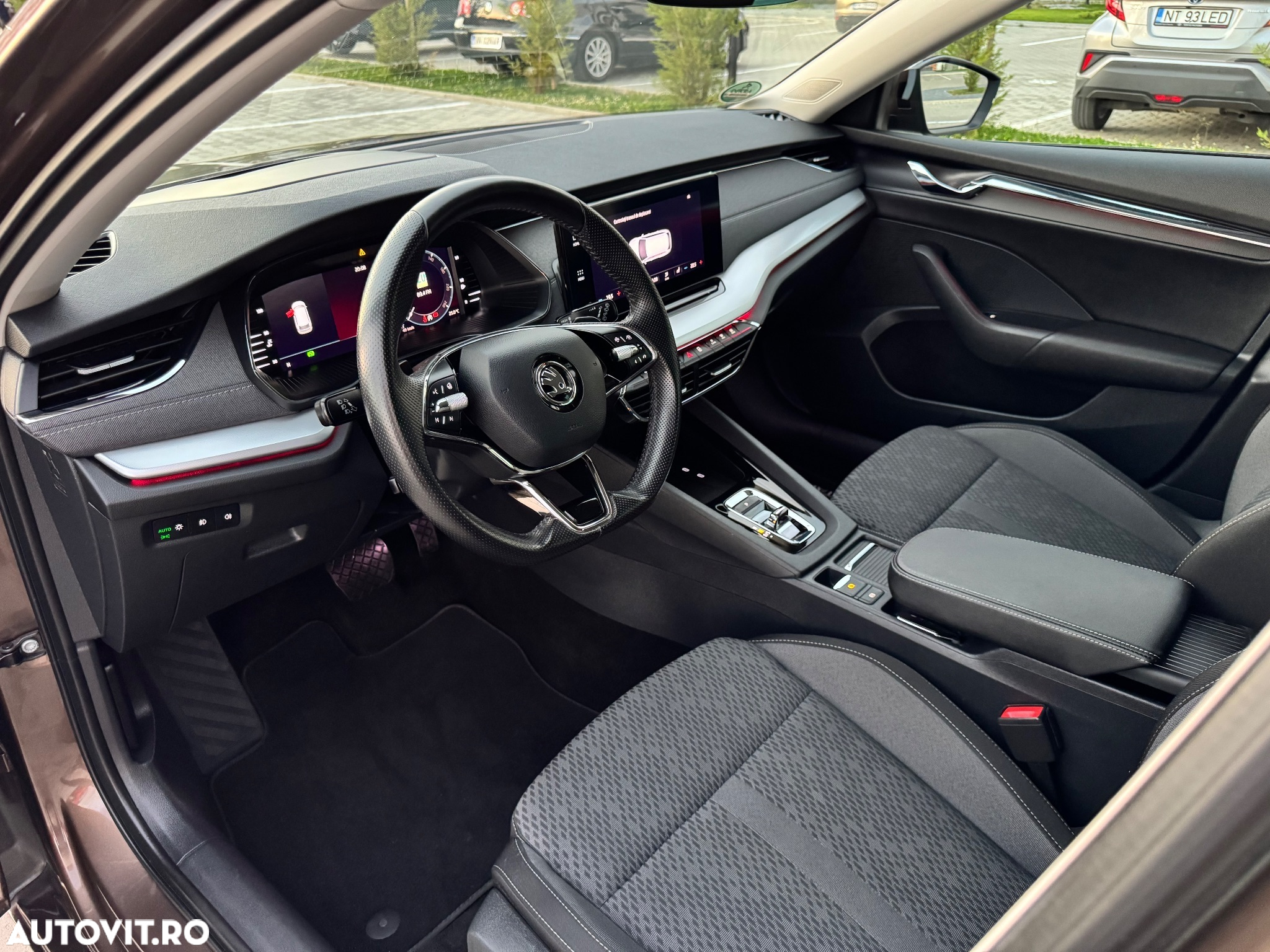 Skoda Octavia 2.0 TDI DSG Style - 11
