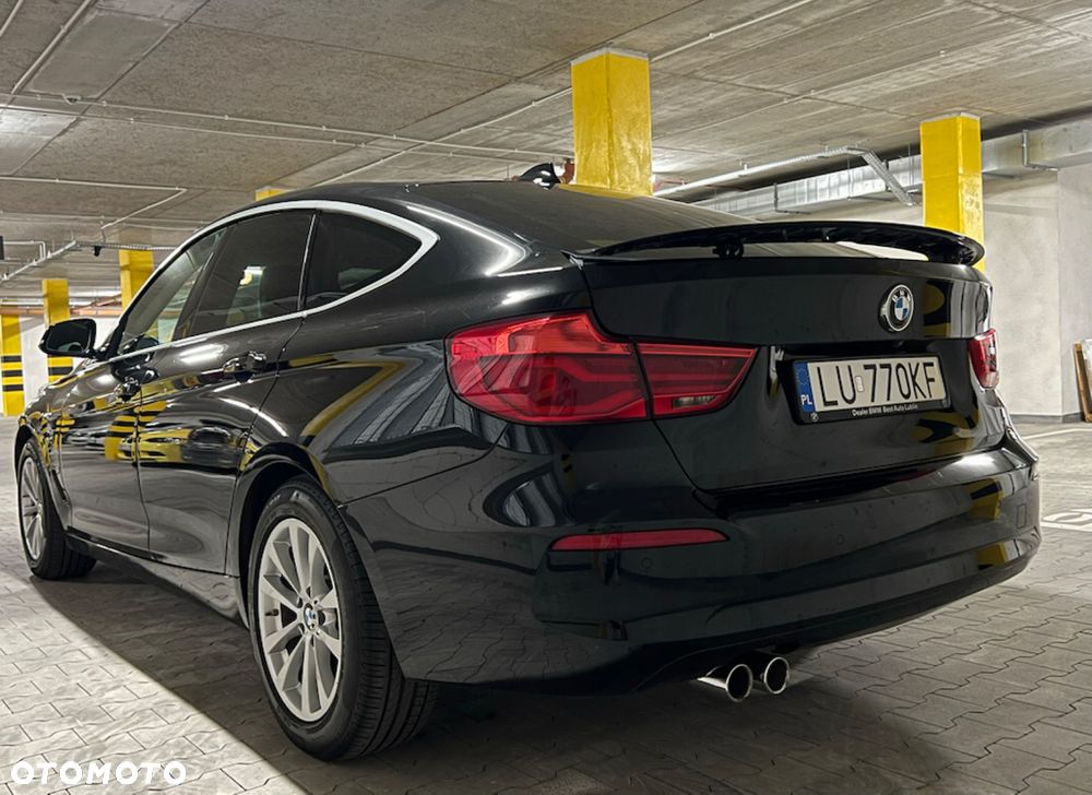 BMW Seria 3 330i GPF xDrive - 7