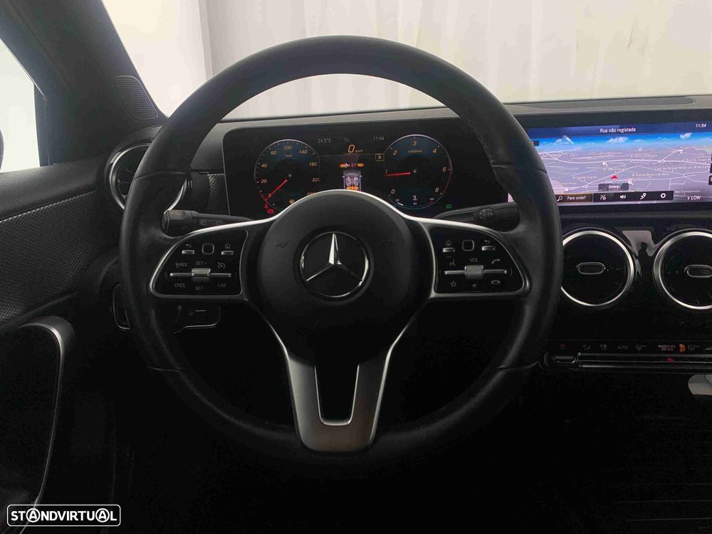 Mercedes-Benz A 180 Limousine - 11