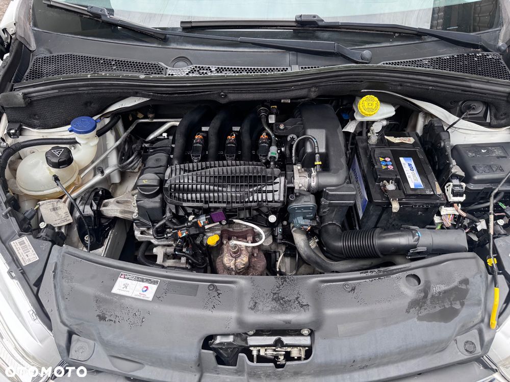 Peugeot 208 PureTech 82 Urban Move - 16