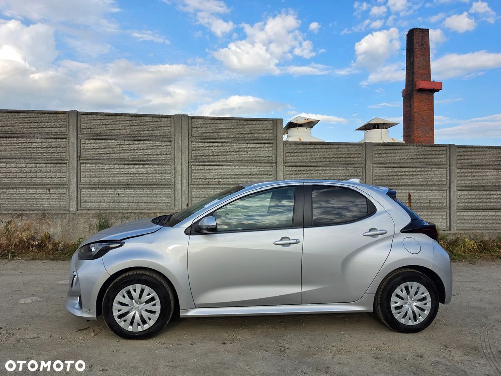 Toyota Yaris 1.5 VVT-i Comfort - 3