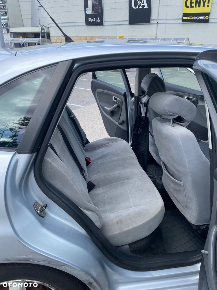 Seat Ibiza 1.4 16V Passion - 6