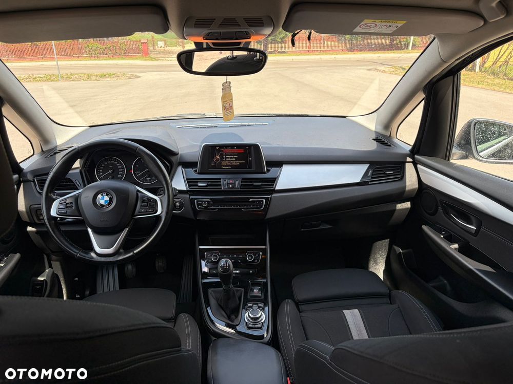 BMW Seria 2 - 12