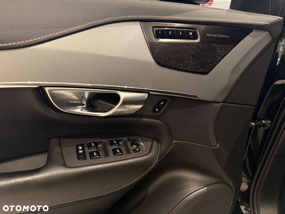 Volvo XC 90 - 34