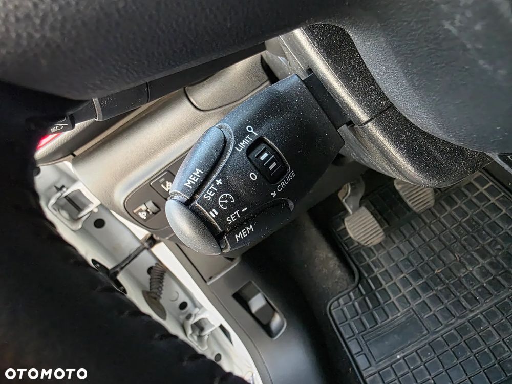 Citroën C3 1.2 PureTech Shine - 16