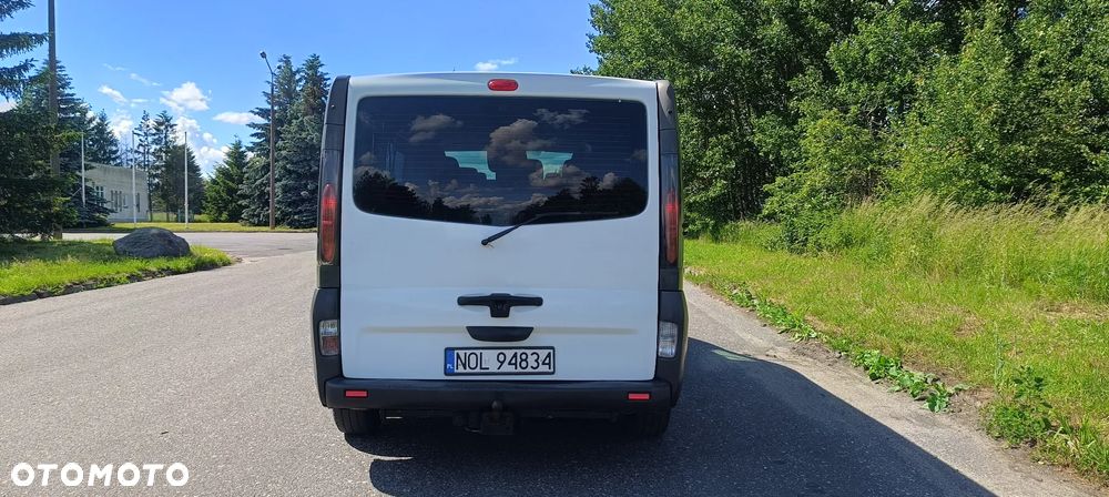 Opel Vivaro - 9
