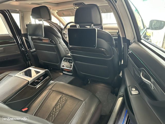 BMW 740 Le iPerformance - 18