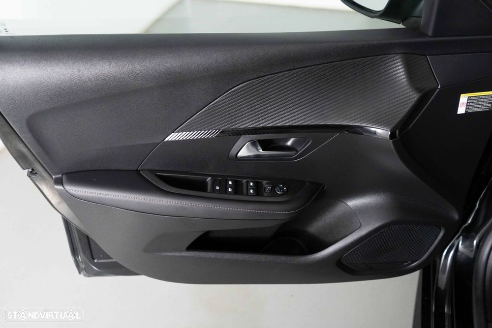 Peugeot 208 1.2 PureTech Allure - 19