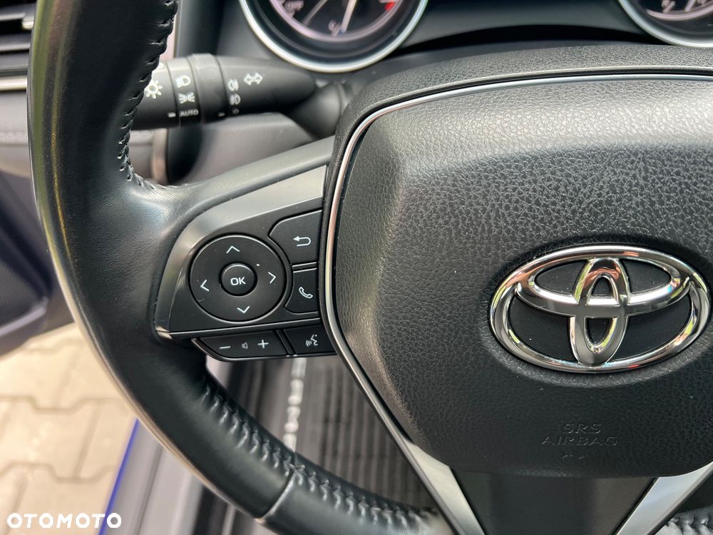 Toyota Camry 2.5 Hybrid Comfort CVT - 17