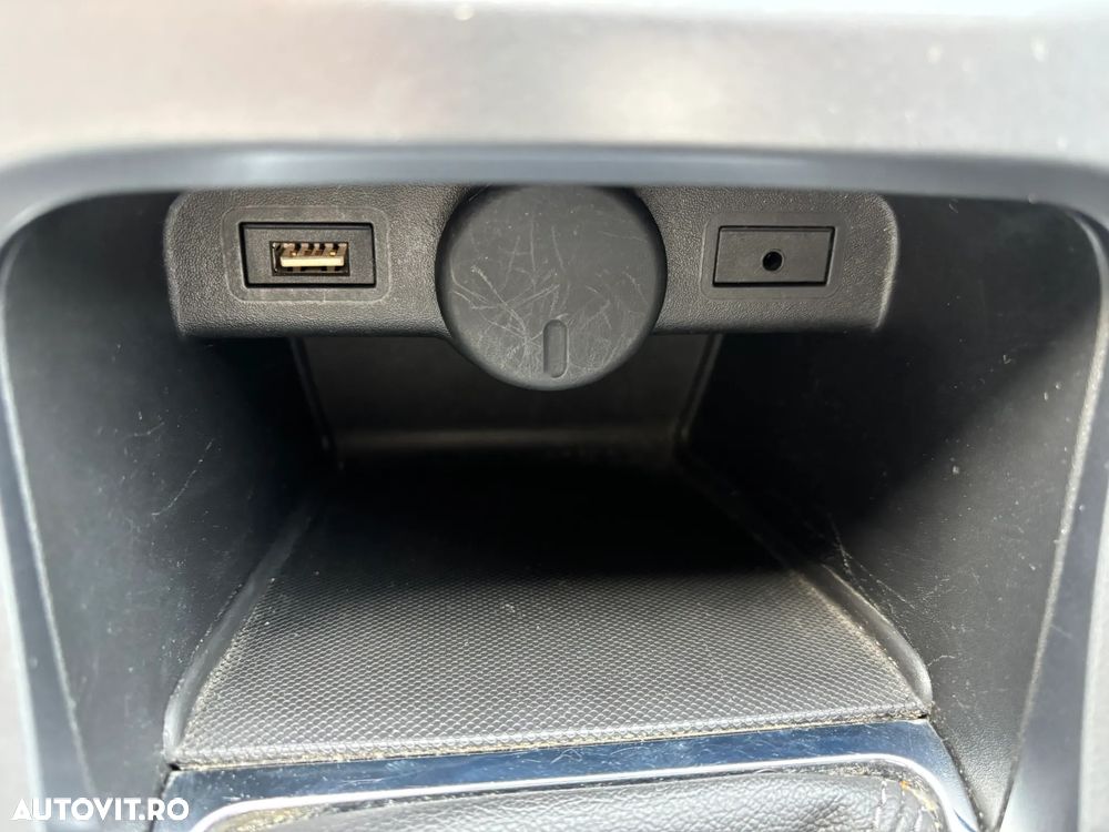 Opel Astra 1.6 TWINPORT ECOTEC Active - 22