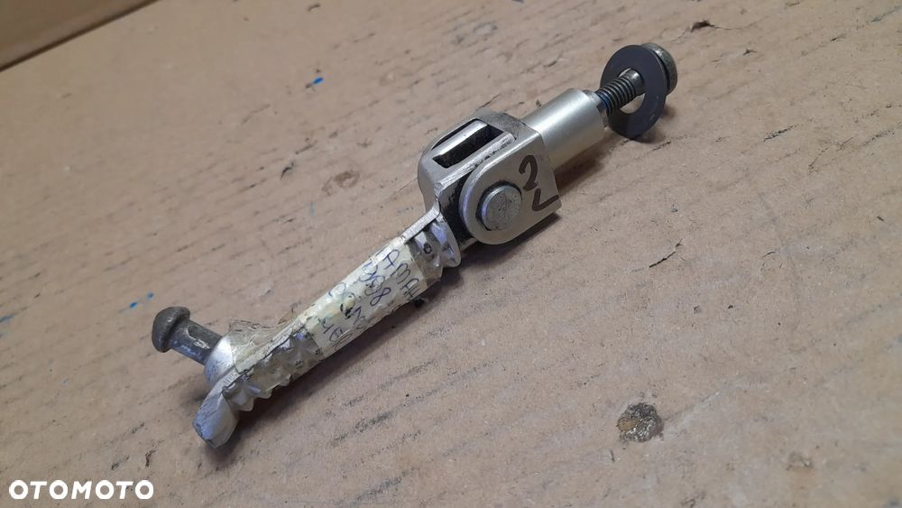 Yamaha YZF-R1 1000 RN01 (1998 - 2000) podnóżek kierowcy - 2