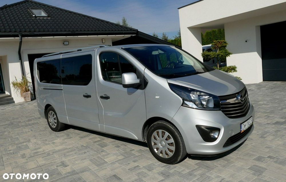 Opel Vivaro - 2