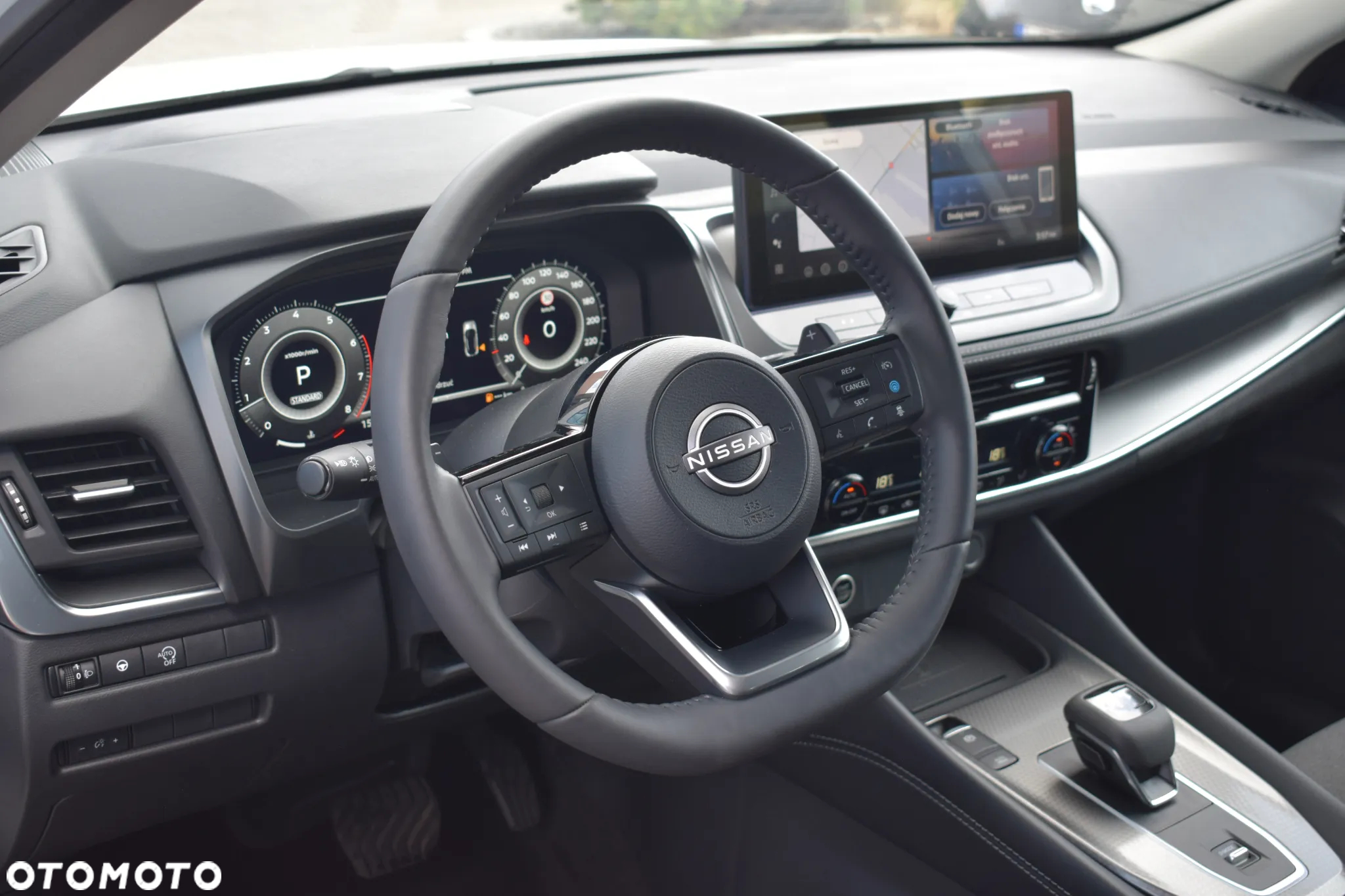Nissan Qashqai 1.3 DIG-T mHEV N-Connecta Xtronic - 8