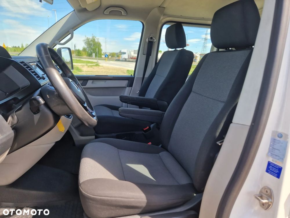 Volkswagen Transporter - 16