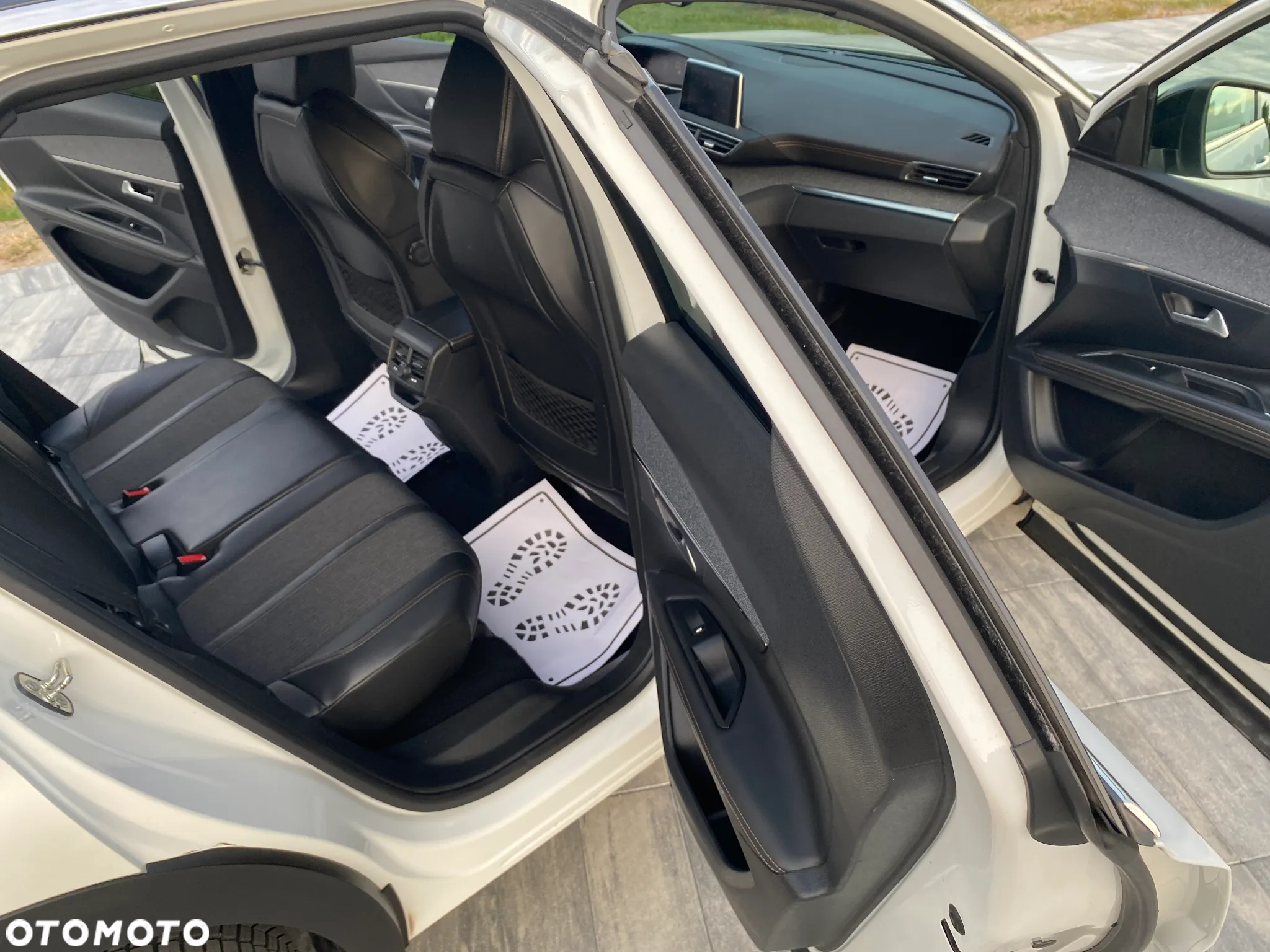 Peugeot 3008 1.2 PureTech GT S&S - 21